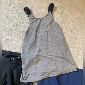 Nike medium tank top black gray logo just do it straps athletic